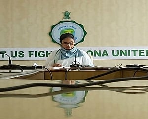 Bengal being politically targeted over COVID-19: Mamata to PM