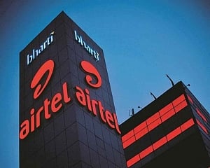 Bharti Airtel has financial capacity to withstand USD 5 bn payout in statutory dues: Moody's