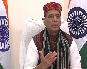 Bid to mislead farmers will not succeed: Rajnath Singh