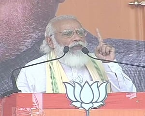 Bihar now has electricity, days of lantern over: Modi
