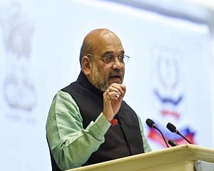 BJP leaders shouldn't have uttered 'goli maro', 'Indo-Pak match': Shah