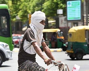 Blazing sun bakes Delhi; 47.6°C at Palam