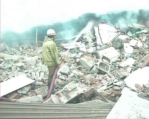 Building collapses in Jammu, several trapped