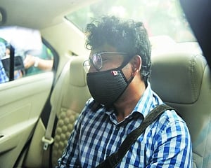 CBI grills Rhea’s parents, ED quizzes Goa hotelier
