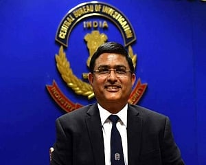 CBI vs CBI: Rakesh Asthana gets clean chit