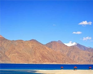 China sets up military base at Finger 5 of Pangong Lake, cutting off Indian Army