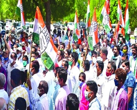 Cong to take Raj crisis to people