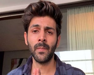Coronavirus: Kartik Aaryan talks about social distancing, celebs hail PM Modi's address