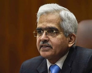 Coronavirus outbreak to hit global growth; to have limited impact on India: RBI Guv