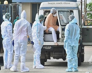 COVID-19 death toll in West Bengal reaches 956; 1,435 fresh cases reported