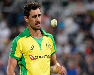 Cricket runs risk of becoming boring following saliva ban, warns Starc