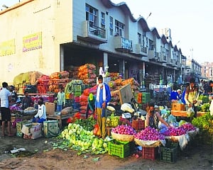 Day after headlong rush, Govt ensures supplies