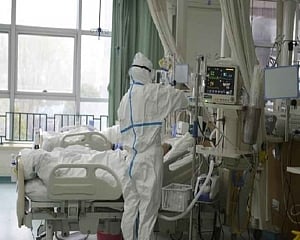 Death toll in China's coronavirus climbs to 2,118; Confirmed cases on decline