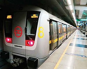 Delhi Metro resumption: CISF outlines airport-like 'touch-free' security check for commuters