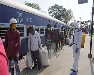 Delhi's first special train to leave for MP with 1,200 migrants on Thursday