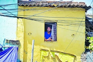 Delhi seals 20 hotspots, UP 102 completely