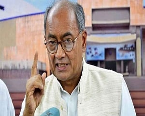 Digvijay Singh raises EVM issue