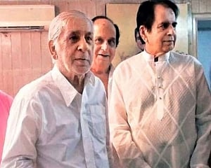 Dilip Kumar's brother Ehsan Khan dies due to COVID-19