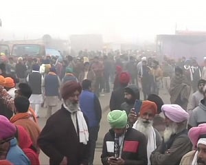 Farmers plan to block Jaipur highway; Police step up vigil on Delhi-Haryana border points
