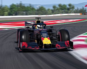Formula 1 season starts 4 months later in a different world