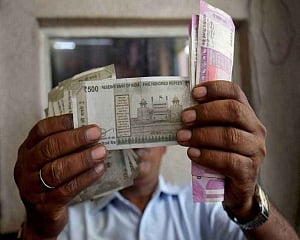 FPIs remain net buyers for 5th consecutive month in Jan; invest Rs 12,000 cr in equities