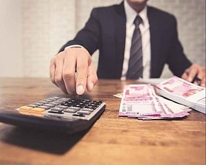 FPIs remain net buyers in Jan on US-China trade deal