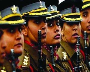 Govt goes by SC, OK’s permanent commission for women in Army