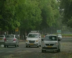 Hail, dust storm whip Delhi; bring mercury down