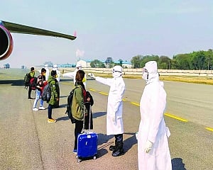 India ready to fight China virus
