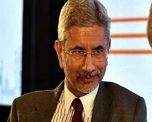 Jaishankar arrives on surprise visit to Kashmir