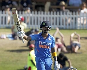 KL Rahul's career fourth century takes India to challenging 296/7 against NZ in 3rd ODI