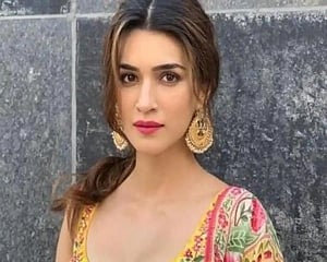 Kriti Sanon tests positive for COVID-19