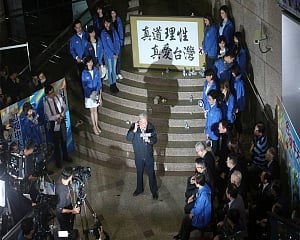 Leading pro-China news channel in Taiwan is taken off air
