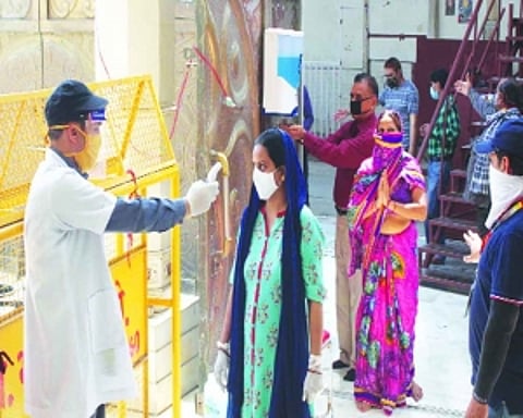 LG voids CM’s ‘Delhiites-only hospitals’ order