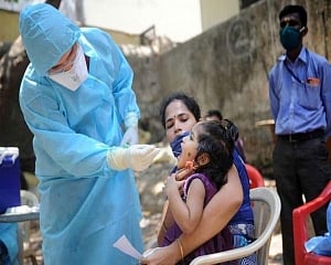 Maha COVID-19 fatalities rise by 224; case tally 2,17,121