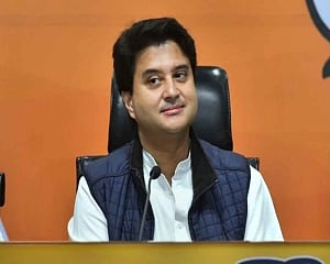 Maharashtra govt strong, impregnable: Sena on rebellion in MP