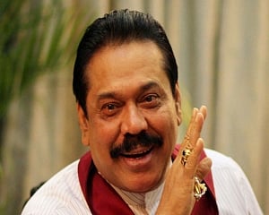 Mahinda Rajapaksa takes oath as Sri Lankan Prime Minister