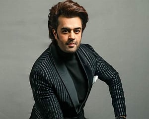 Maniesh Paul joins Varun, Kiara for shoot of 'Jug Jugg Jeeyo'