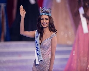Manushi Chhillar: Was excited to be on sets with Akshay sir