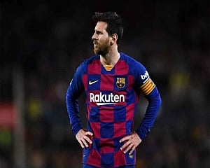 Messi demands Abidal name names after dressing room criticism