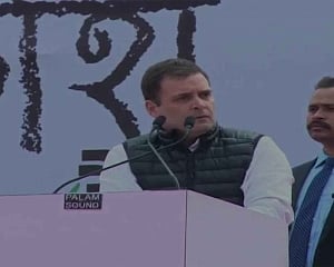 Modi govt tarnished India's image, deterred investors: Rahul