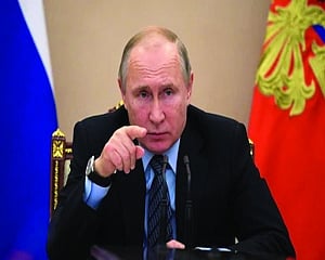 Navalny alone can’t topple commanding Putin