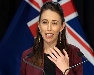New Zealand to maintain current restrictions