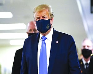 Next 48 hours critical for Trump's Covid care, says White House chief