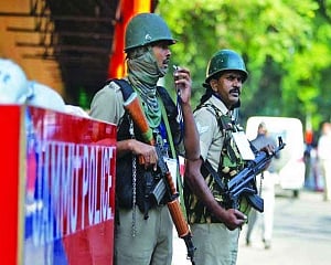 Niti Ayog member justifies internet ban in J&K
