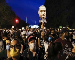 Officials urge Floyd protesters to get coronavirus tests