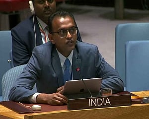 Pakistan 'spews venom', takes to hate speech like fish takes to water: India at UN
