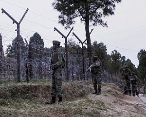 Pakistan violates LoC ceasefire in 3 Sectors in J&K
