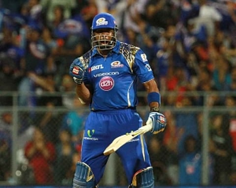 Pollard, Rutherford arrive in UAE for IPL