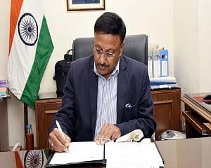 Rajiv Kumar takes over as election commissioner
